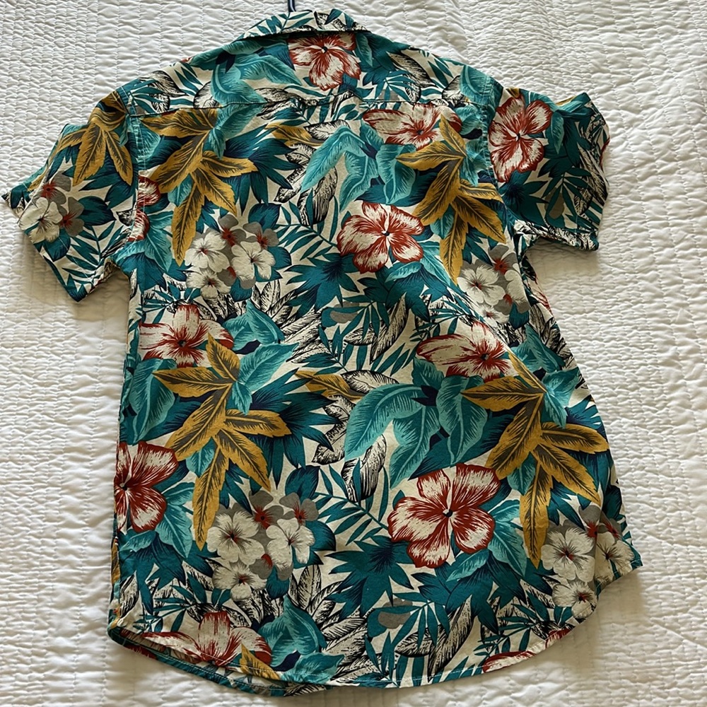 Mens 👕 - Picture 3 of 3